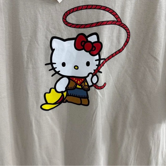 Hello Kitty oversized Beige Women’s T-Shirt - Picture 2 of 4
